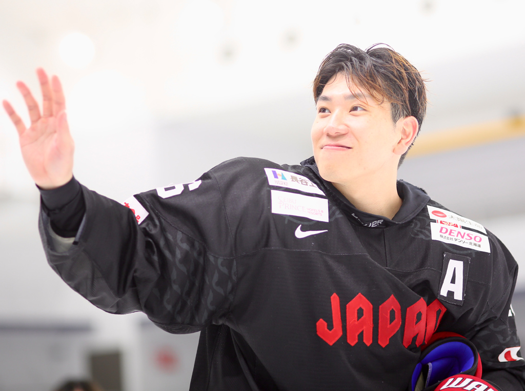 「ヤスリのような選手に」平野裕志朗と三浦優希が持ち込んだ本…-img